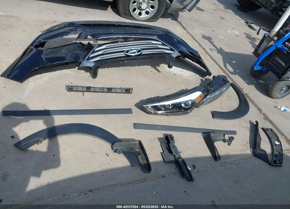 2018 HYUNDAI TUCSON VIN: KM8J33A42JU655670