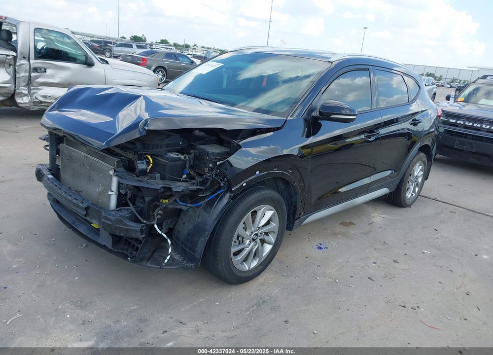 2018 HYUNDAI TUCSON VIN: KM8J33A42JU655670