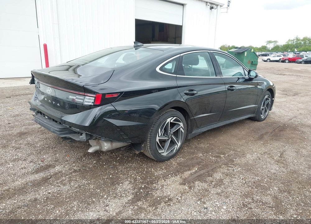 2024 HYUNDAI SONATA VIN: KMHL14JA8RA409343