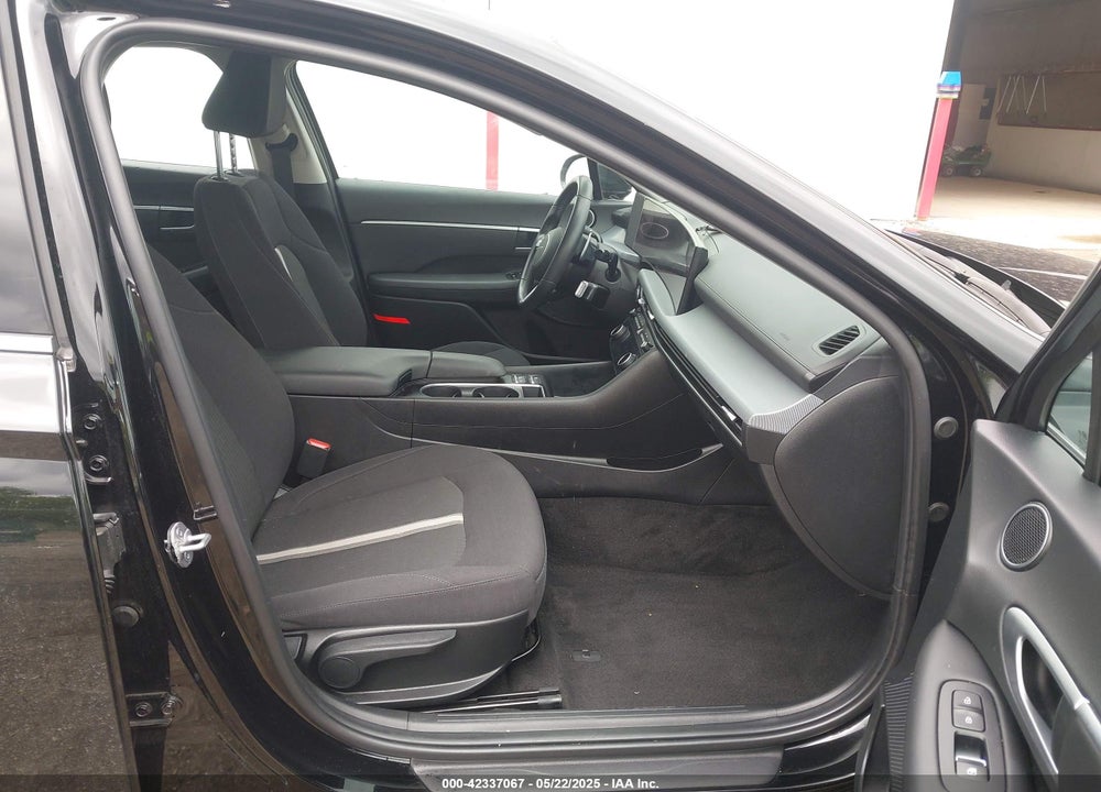 2024 HYUNDAI SONATA VIN: KMHL14JA8RA409343