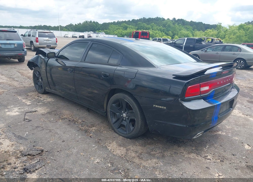 2011 DODGE CHARGER VIN: 2B3CL5CT8BH615970