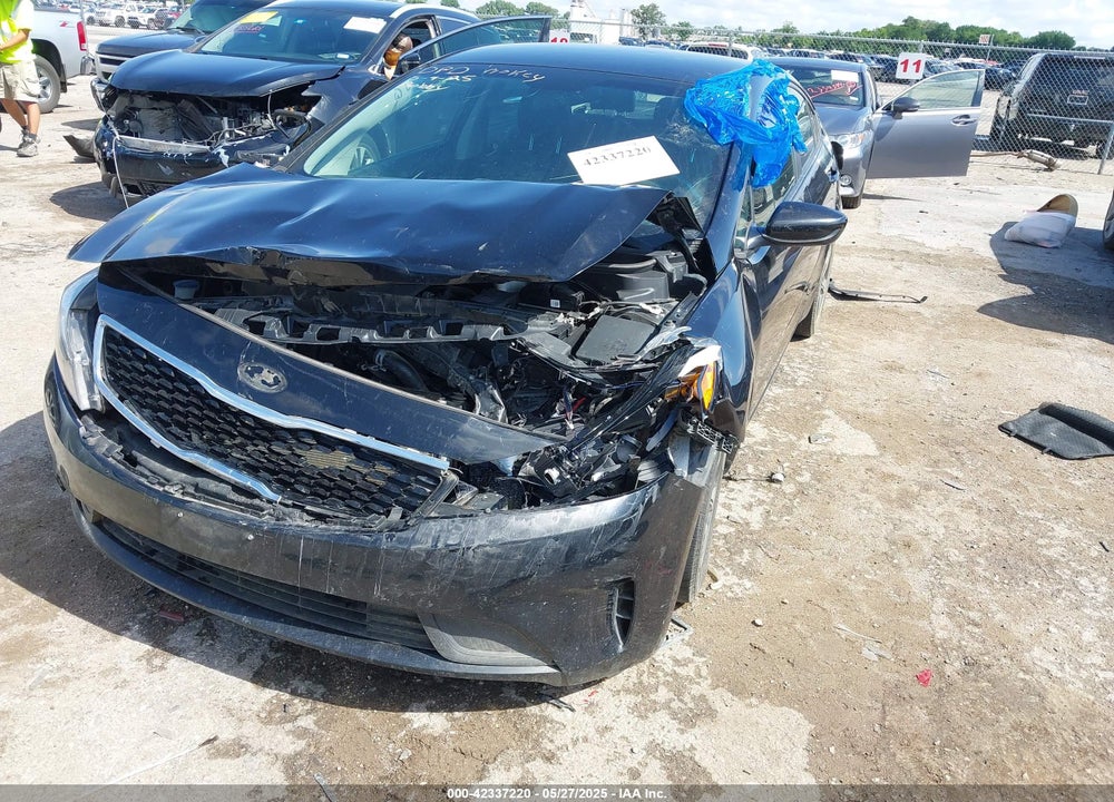2018 KIA FORTE VIN: 3KPFL4A72JE198058