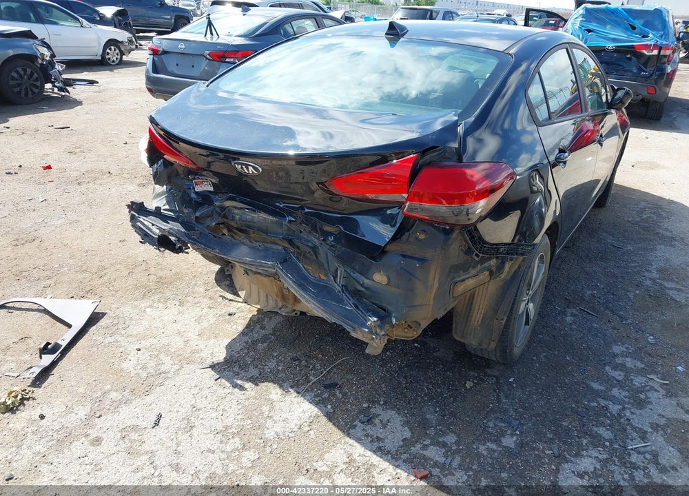 2018 KIA FORTE VIN: 3KPFL4A72JE198058