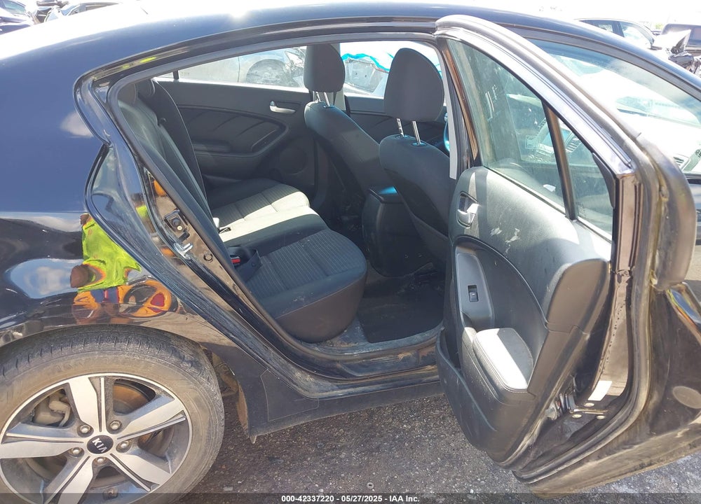 2018 KIA FORTE VIN: 3KPFL4A72JE198058