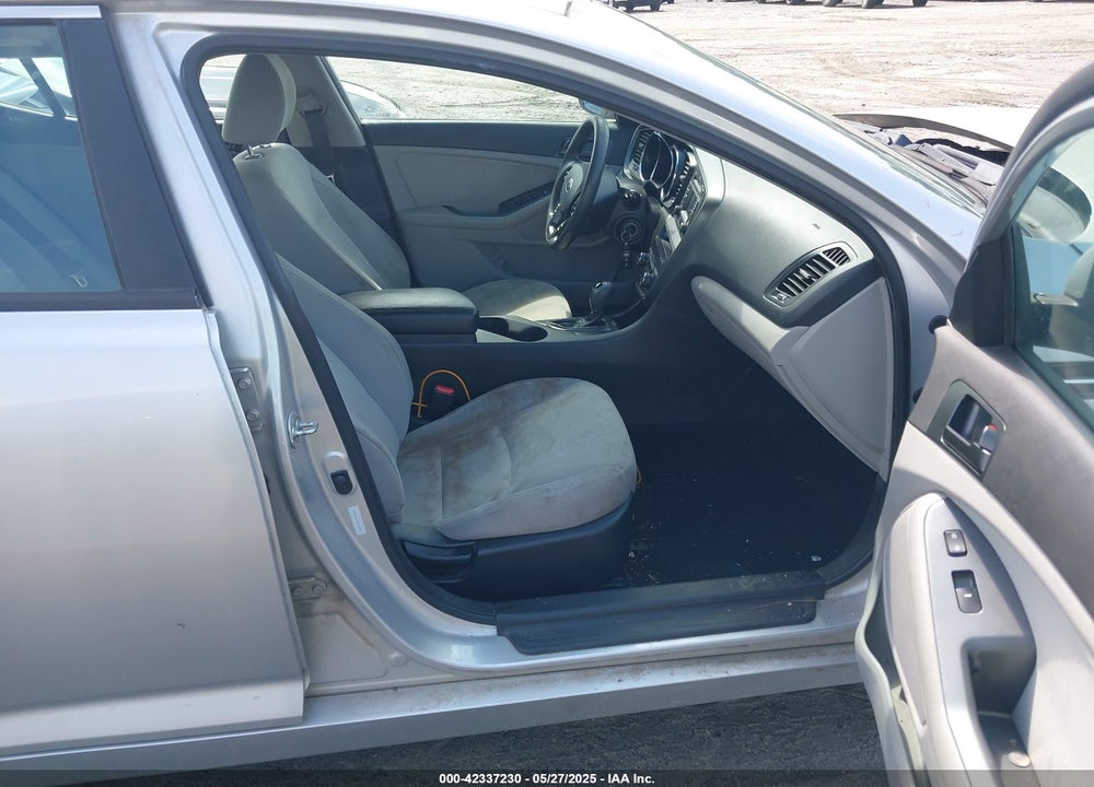 2013 KIA OPTIMA VIN: 5XXGM4A7XDG174751