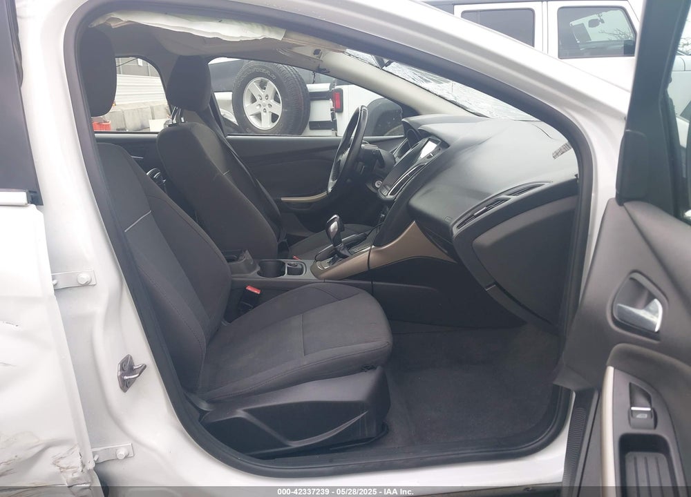 2012 FORD FOCUS SEL VIN: 1FAHP3M21CL252084