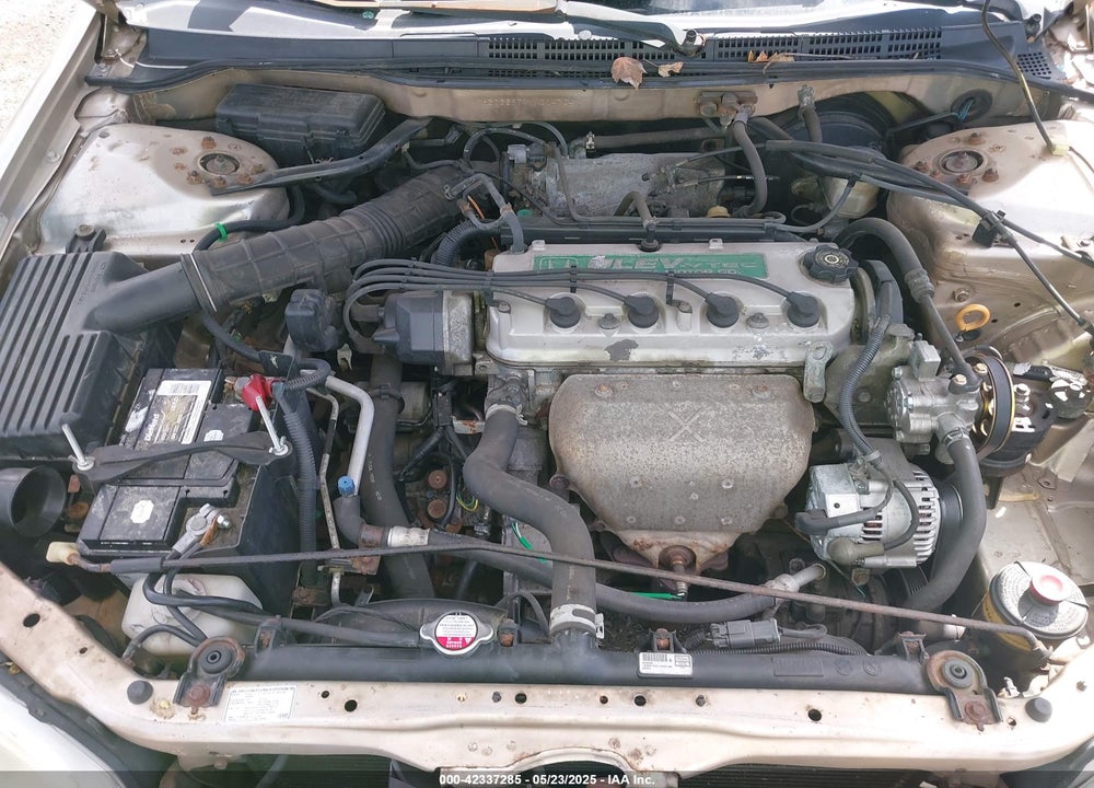2001 HONDA ACCORD 2.3 LX VIN: 1HGCG66511A004764