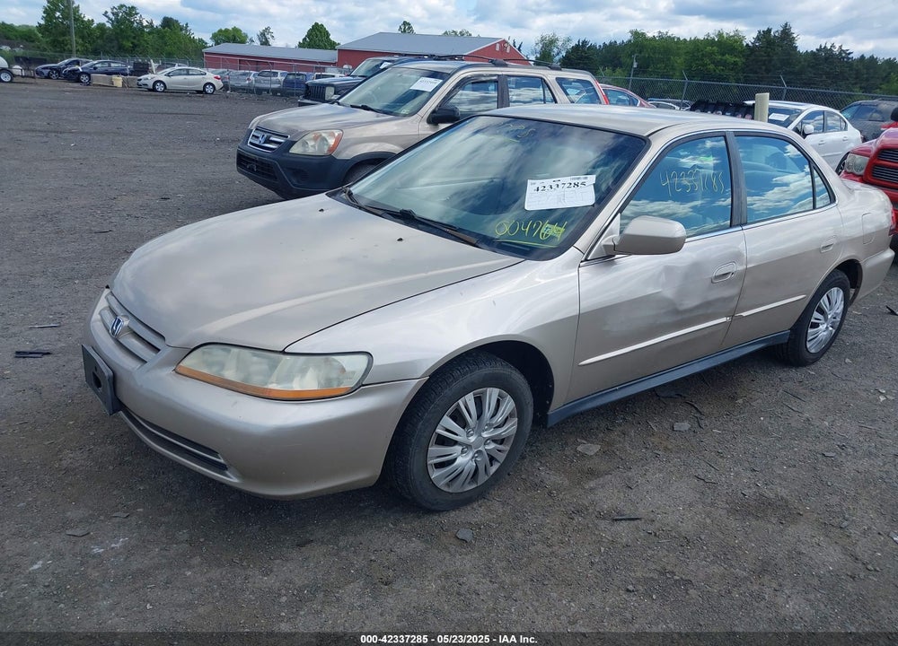 2001 HONDA ACCORD 2.3 LX VIN: 1HGCG66511A004764