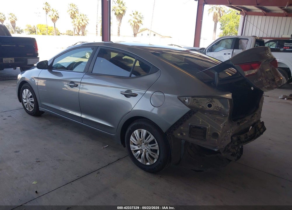 2018 HYUNDAI ELANTRA VIN: KMHD74LF4JU505937