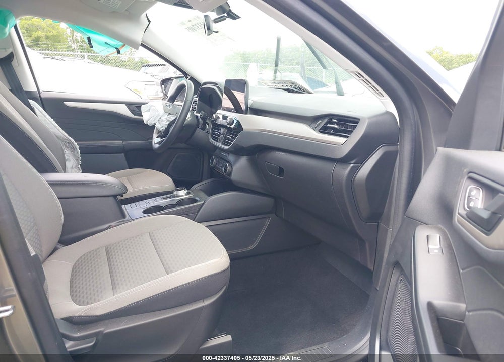 2022 FORD ESCAPE VIN: 1FMCU0G64NUB96239