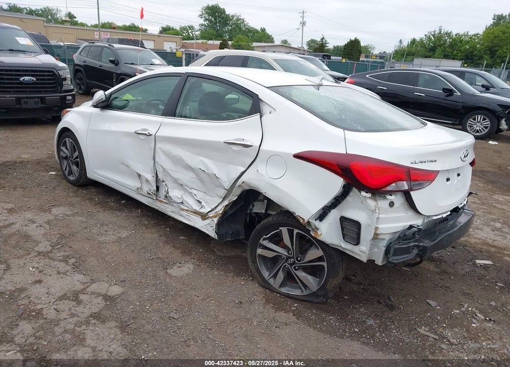 2014 HYUNDAI ELANTRA VIN: 5NPDH4AE2EH479088