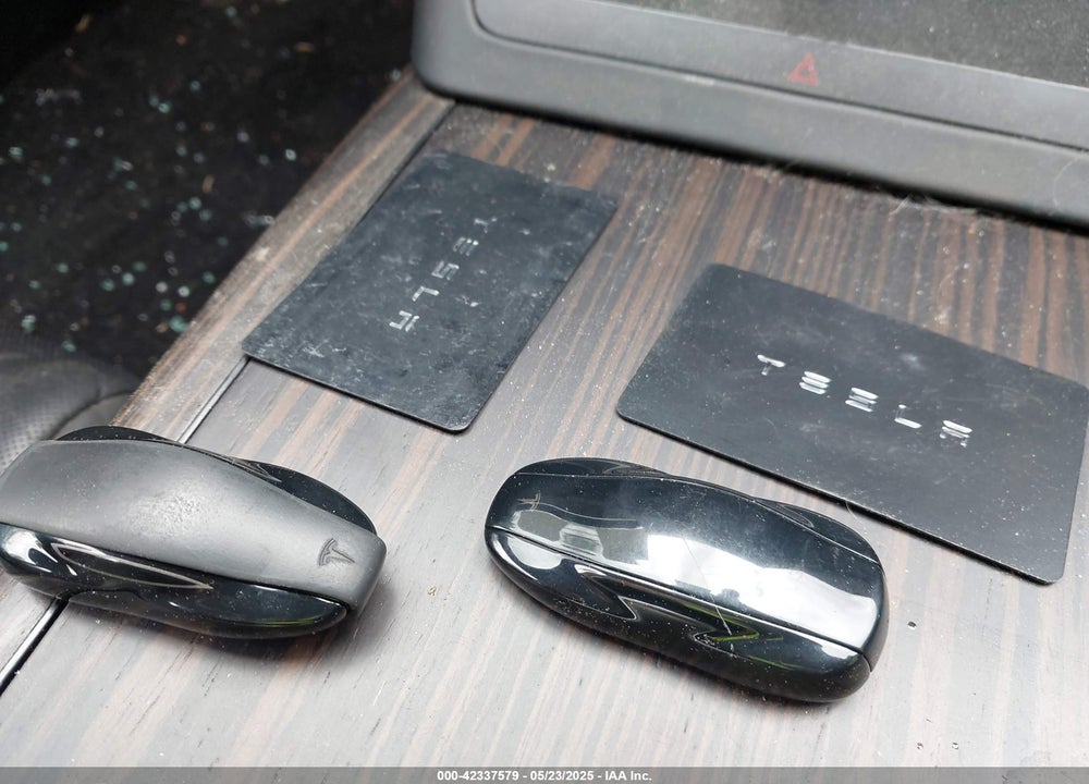 2022 TESLA MODEL S VIN: 5YJSA1E59NF469015
