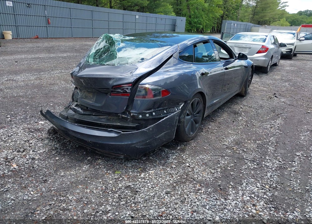 2022 TESLA MODEL S VIN: 5YJSA1E59NF469015