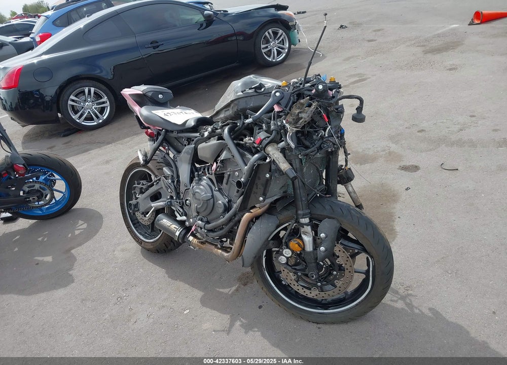 2024 YAMAHA YZFR7 VIN: JYARM38E7RA013361