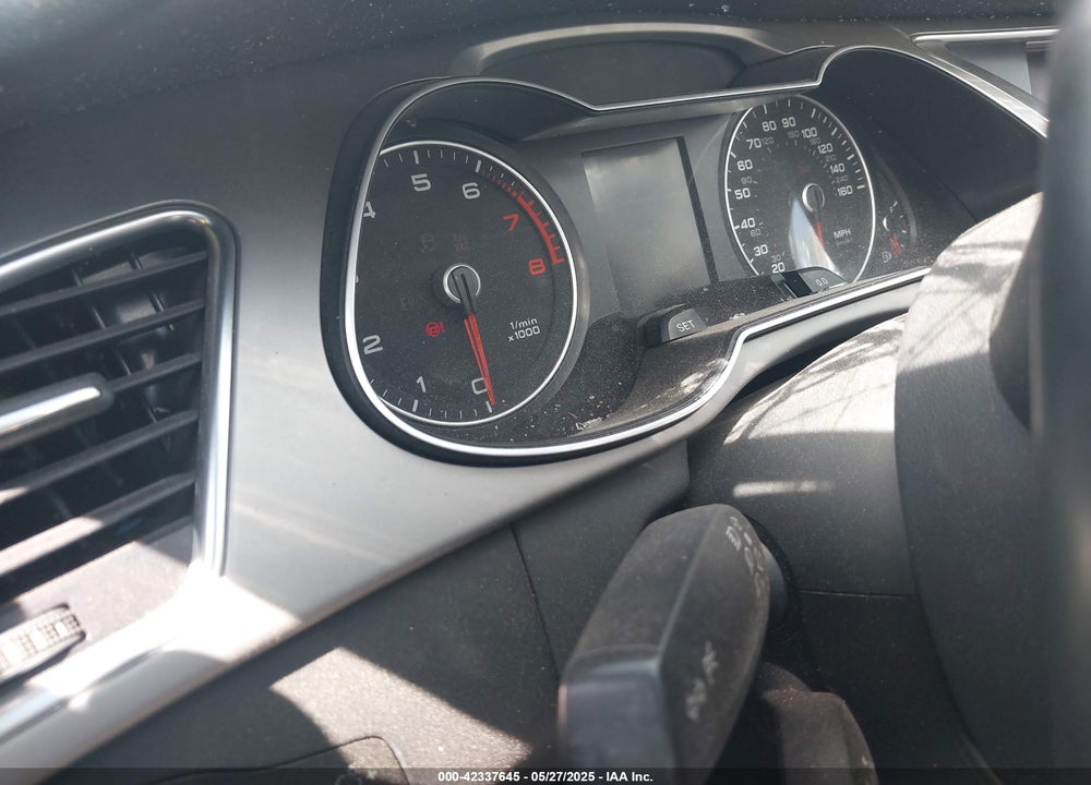 2014 AUDI A4 2.0T PREMIUM VIN: WAUAFAFL3EN044107