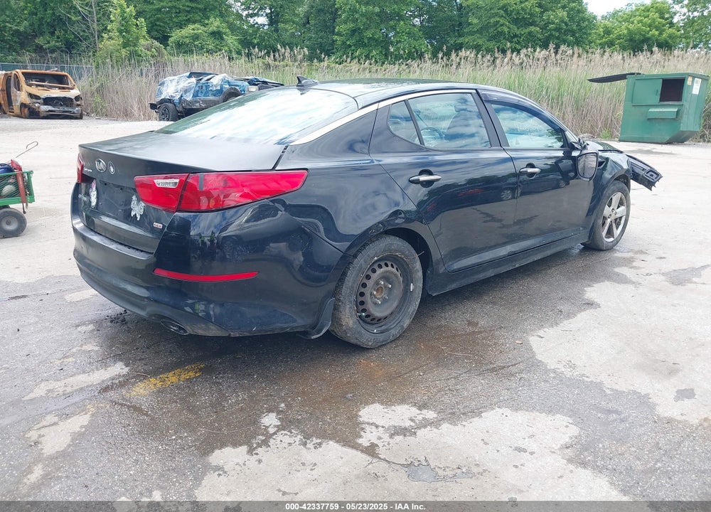 2015 KIA OPTIMA VIN: KNAGM4A71F5652527