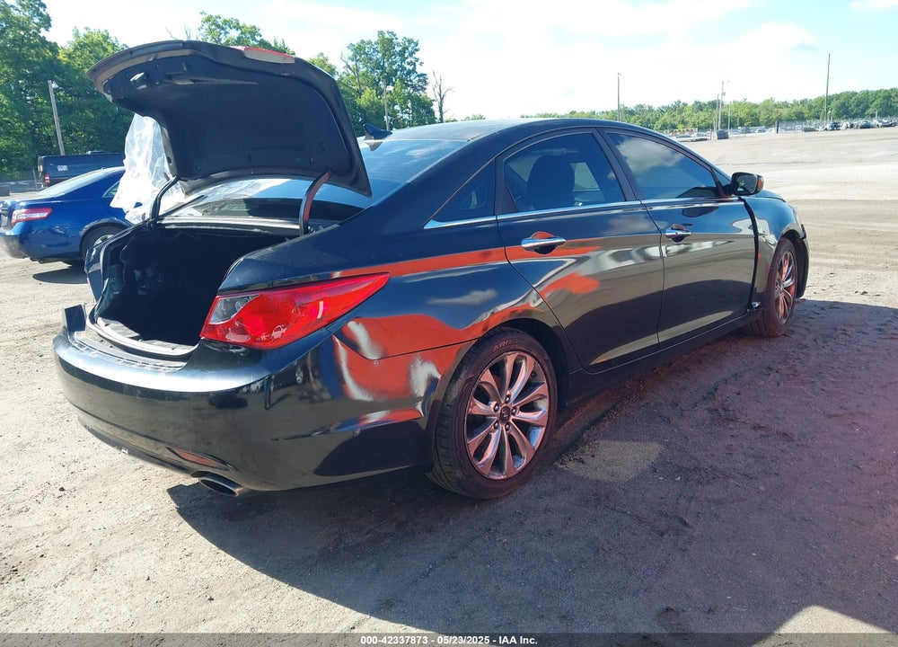 2011 HYUNDAI SONATA VIN: 5NPEC4AB1BH227417
