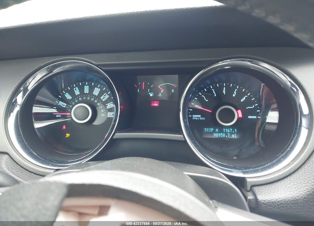 2014 FORD MUSTANG VIN: 1ZVBP8AM1E5258913