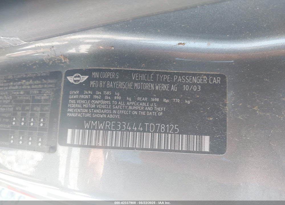 2004 MINI COOPER S VIN: WMWRE33444TD78125