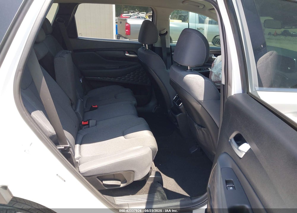 2019 HYUNDAI SANTA FE VIN: 5NMS23AD0KH013811