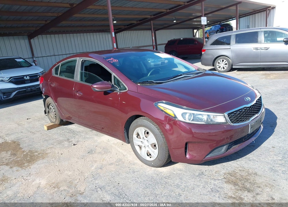 2018 KIA FORTE LX VIN: 3KPFK4A75JE272012