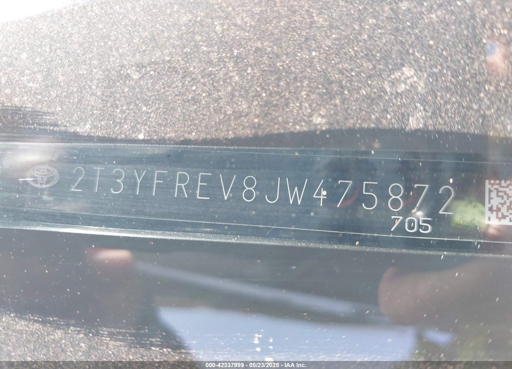 2018 TOYOTA RAV4 LIMITED/PLATINUM VIN: 2T3YFREV8JW475872
