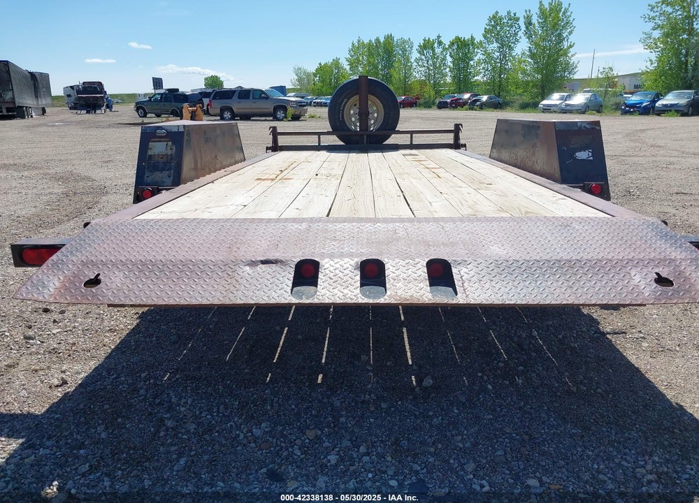 2002 FEATHERLITE UNKNOWN VIN: 4FGL0162X2F053116