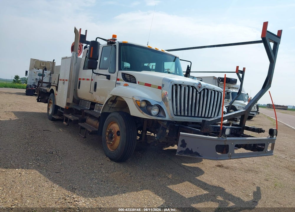 2009 INTERNATIONAL 7000 7300 VIN: 1HTZZAAN89J143088