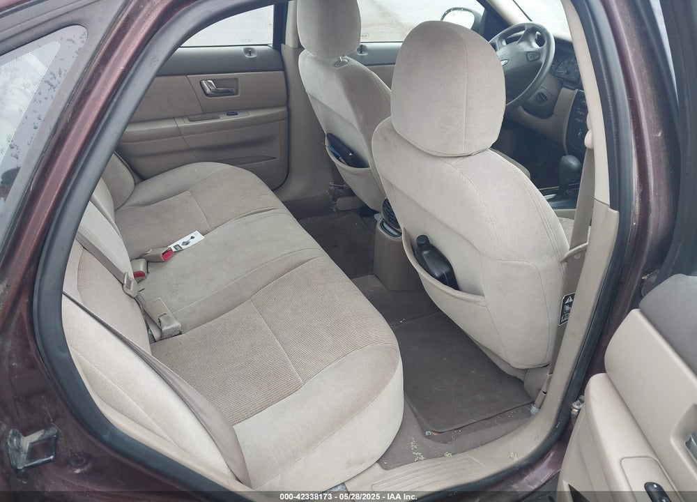 2001 FORD TAURUS SES VIN: 1FAFP55U51G220716