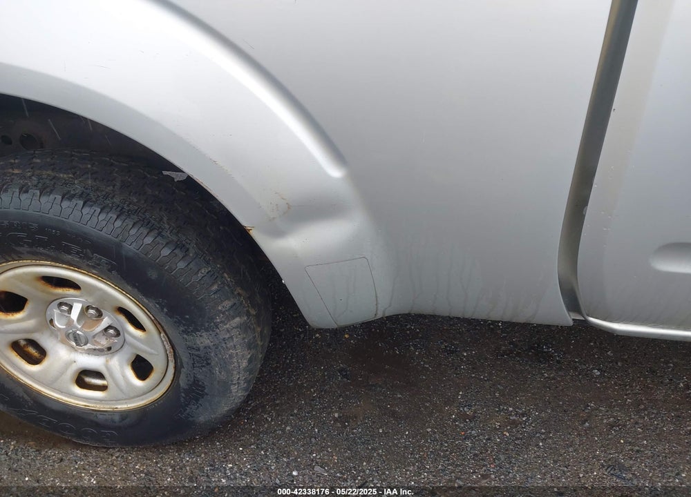 2007 NISSAN FRONTIER XE VIN: 1N6BD06T87C400893