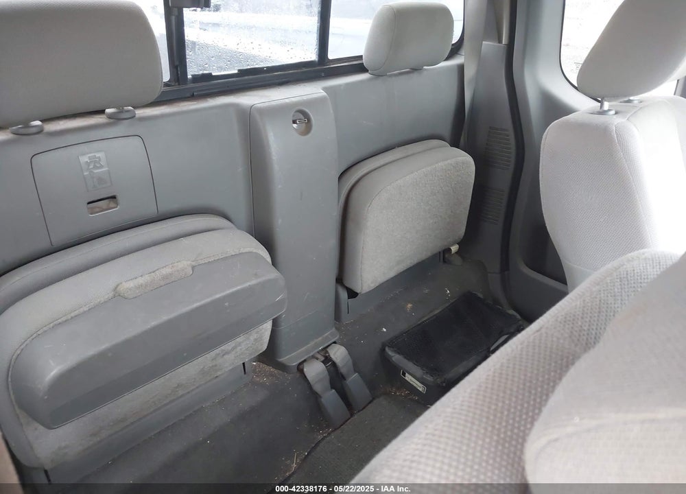 2007 NISSAN FRONTIER XE VIN: 1N6BD06T87C400893