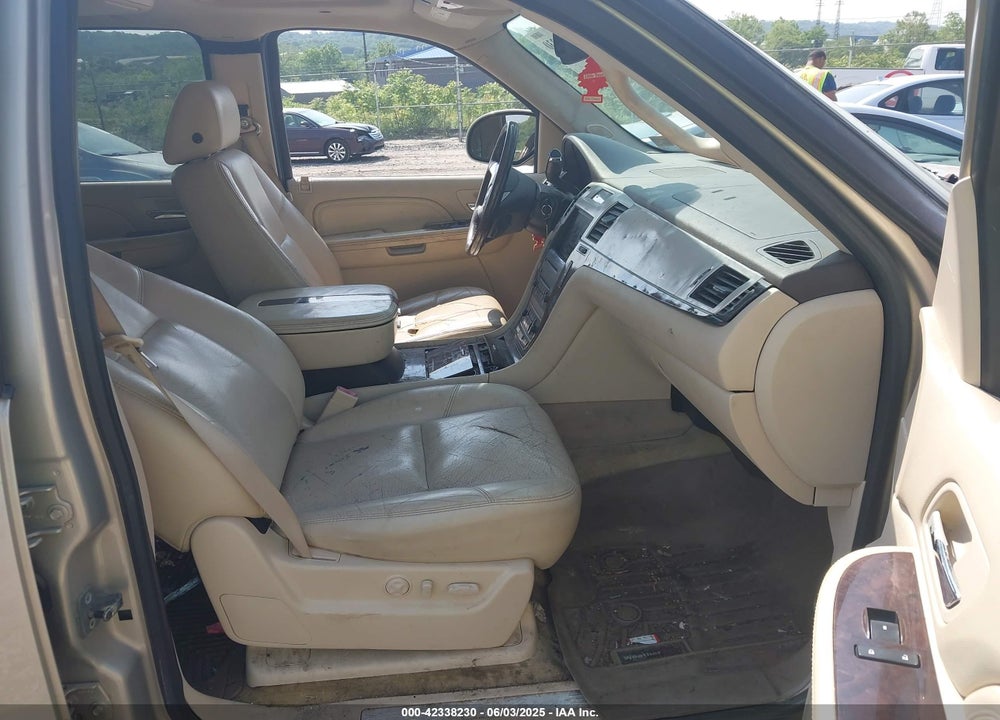 2007 CADILLAC ESCALADE VIN: 3GYFK62817G262085