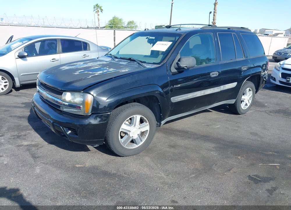 2005 CHEVROLET TRAILBLAZER LS VIN: 1GNDT13S752159452