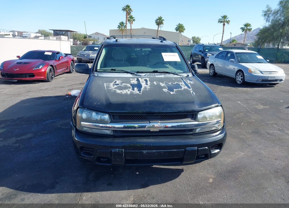 2005 CHEVROLET TRAILBLAZER LS VIN: 1GNDT13S752159452