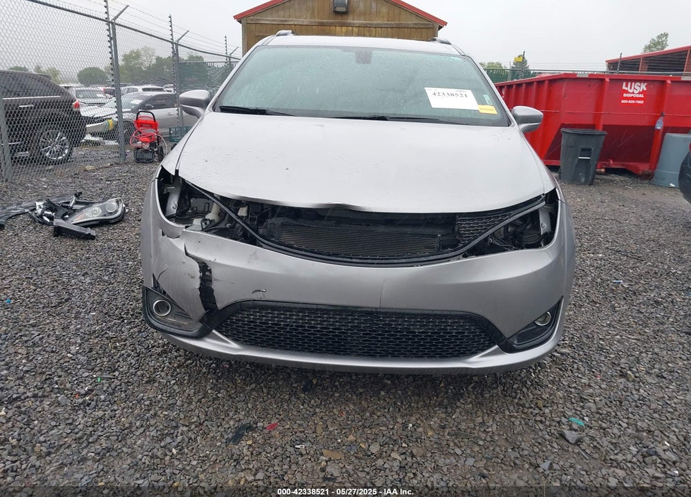 2018 CHRYSLER PACIFICA TOURING L VIN: 2C4RC1BG6JR172250