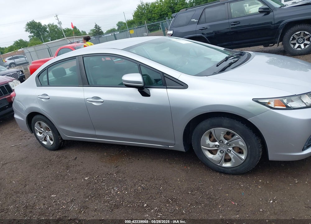 2015 HONDA CIVIC LX VIN: 19XFB2F5XFE219020