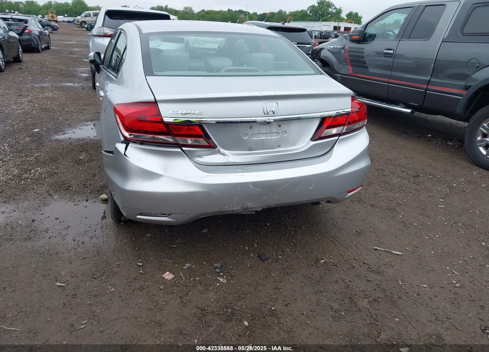 2015 HONDA CIVIC LX VIN: 19XFB2F5XFE219020
