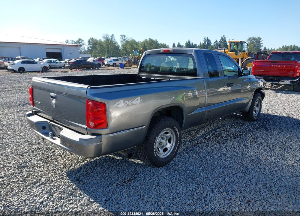 2005 DODGE DAKOTA VIN: 1D7HW22K05S206111