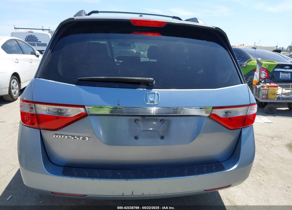 2011 HONDA ODYSSEY EX-L VIN: 5FNRL5H66BB081708