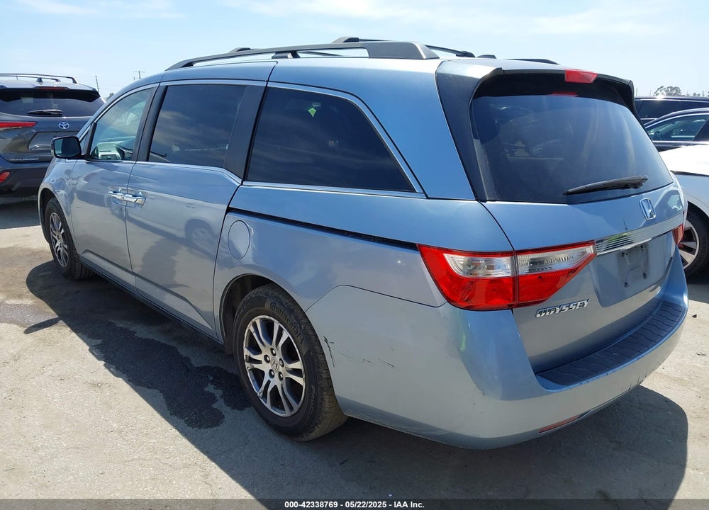 2011 HONDA ODYSSEY EX-L VIN: 5FNRL5H66BB081708