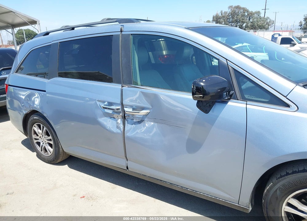2011 HONDA ODYSSEY EX-L VIN: 5FNRL5H66BB081708