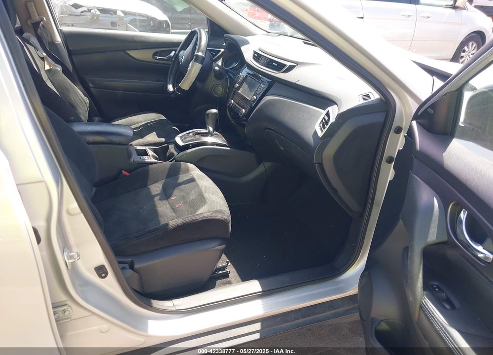 2016 NISSAN ROGUE VIN: 5N1AT2MV4GC769988