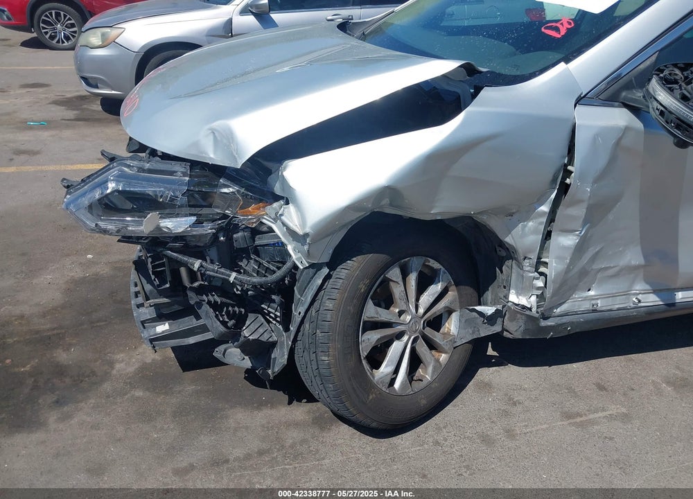 2016 NISSAN ROGUE VIN: 5N1AT2MV4GC769988