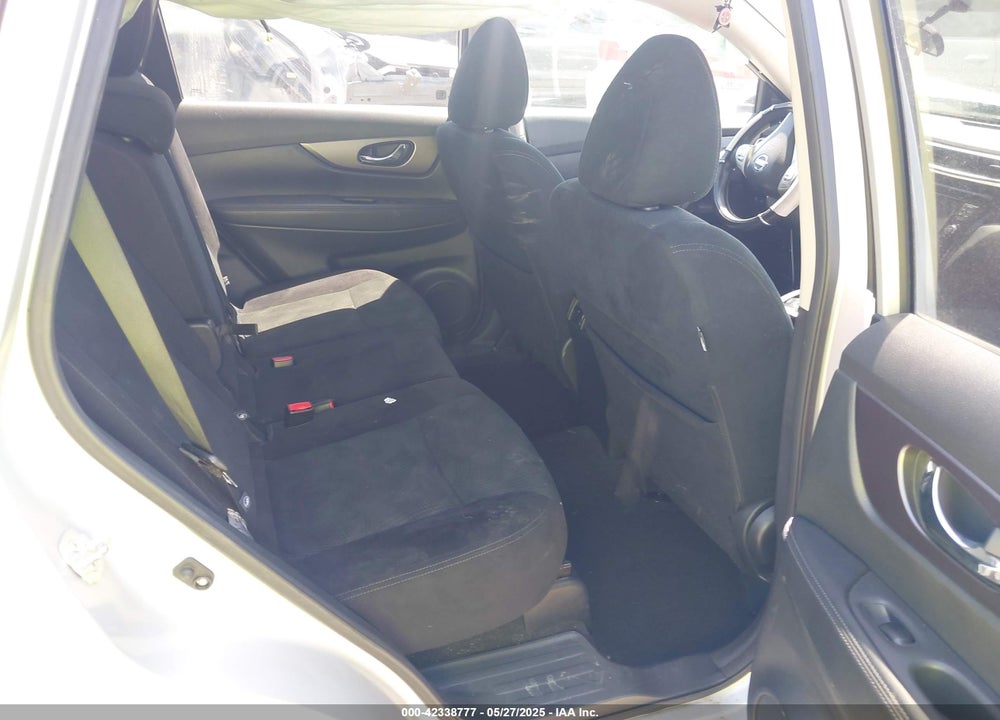 2016 NISSAN ROGUE VIN: 5N1AT2MV4GC769988