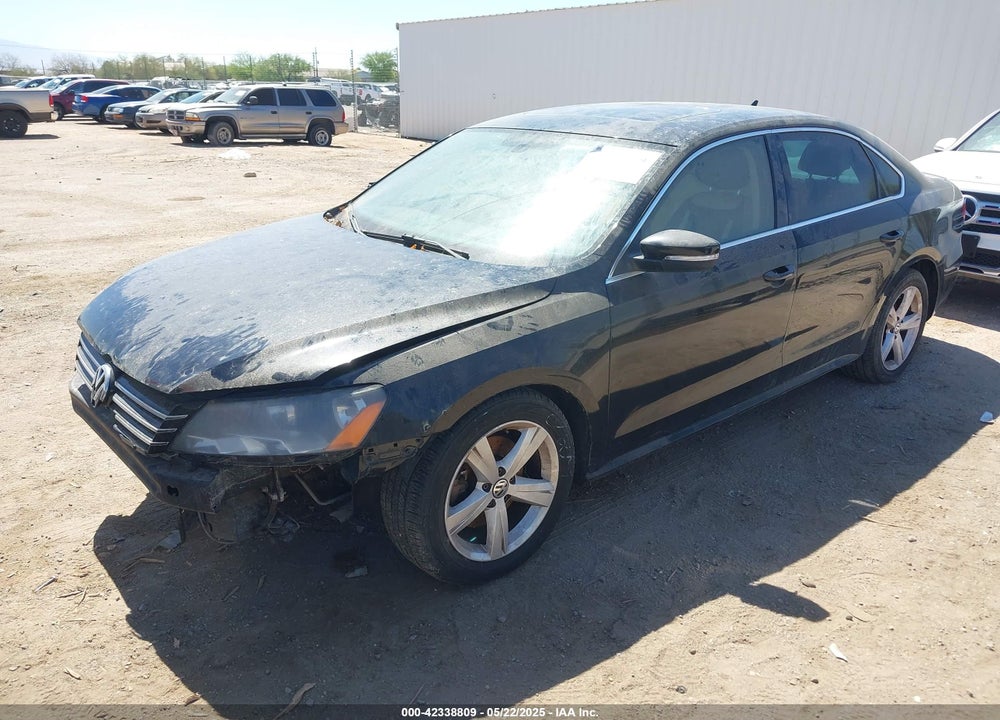 2013 VOLKSWAGEN PASSAT VIN: 1VWBP7A32DC063172