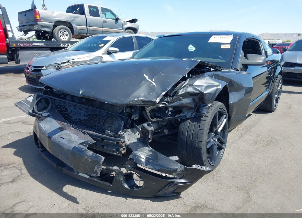 2008 FORD MUSTANG VIN: 1ZVHT80N685155989