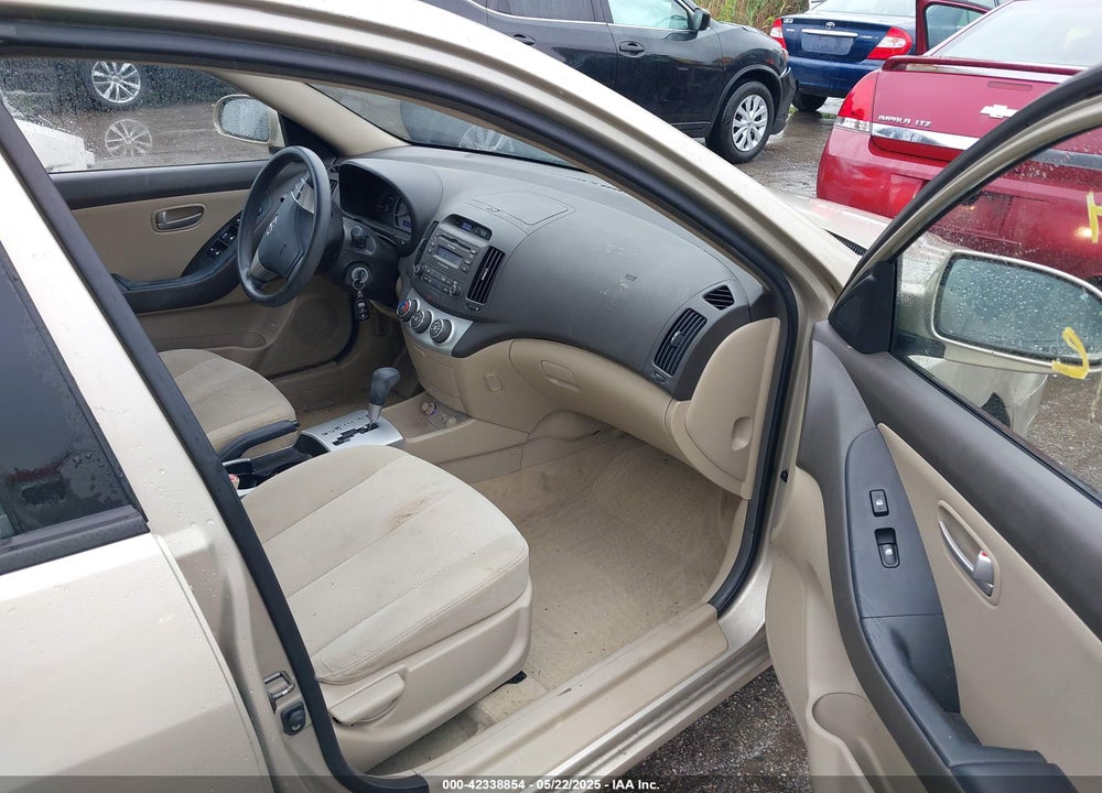 2007 HYUNDAI ELANTRA VIN: KMHDU46D37U051109