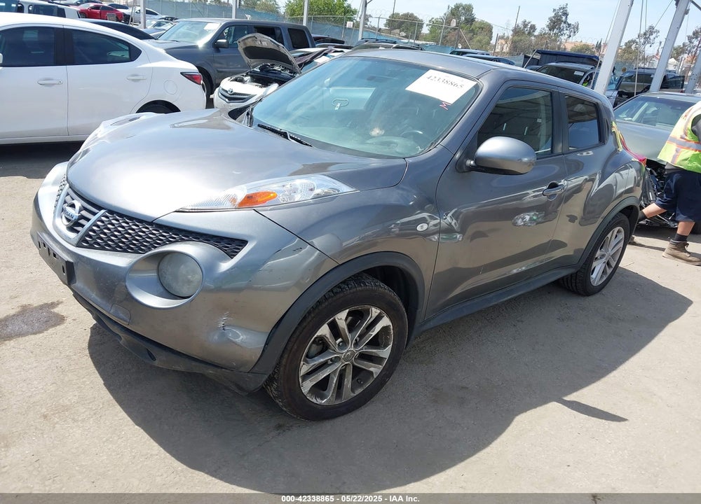 2011 NISSAN JUKE SV VIN: JN8AF5MVXBT017108