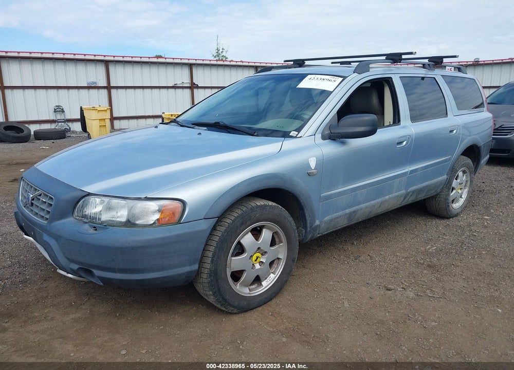 2002 VOLVO V70 XC VIN: YV1SZ58D421080106