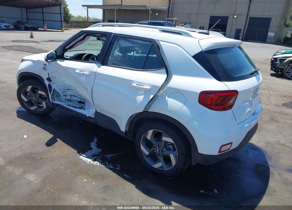 2024 HYUNDAI VENUE VIN: KMHRC8A33RU326429